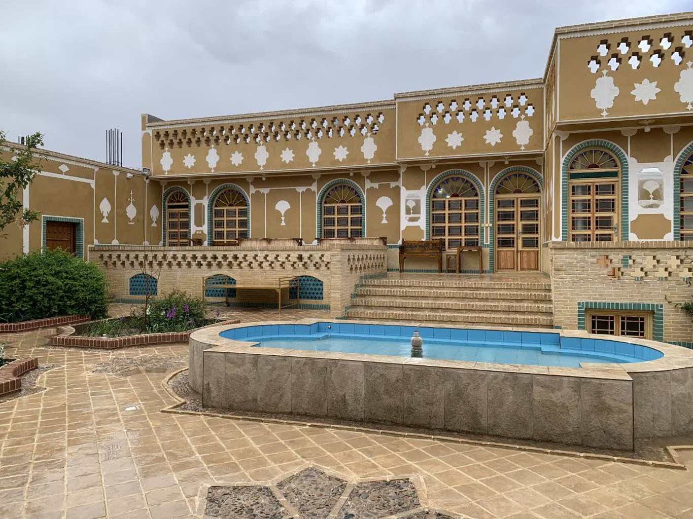 اقامتگاه سنتی عمارت صبا ابرکوه