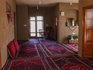 اقامتگاه بوم گردی آرتیمان تویسرکان اقامتگاه بوم گردی آرتیمان تویسرکان