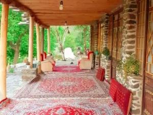 اقامتگاه بوم گردی دهبنه تویسرکان اقامتگاه بوم گردی دهبنه تویسرکان