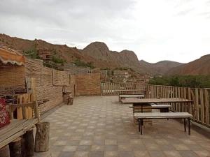 اقامتگاه بوم گردی خانه وصال اسفراین اقامتگاه بوم گردی خانه وصال اسفراین