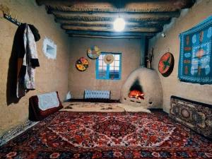 اقامتگاه بوم گردی آلامتو دره شهر اقامتگاه بوم گردی آلامتو دره شهر