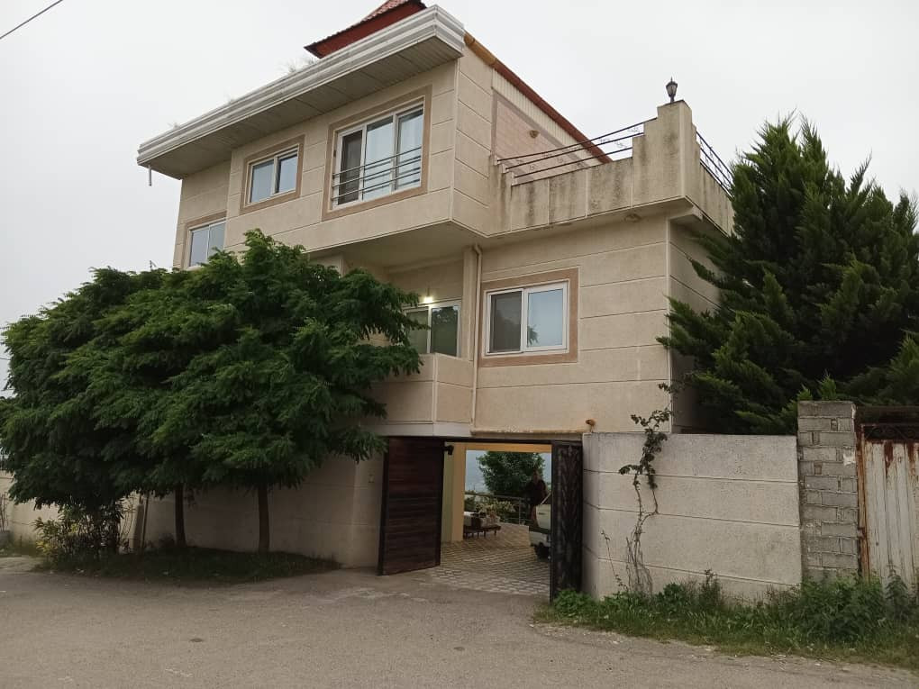 ویلا جنگلی دو خوابه طلایی ساری