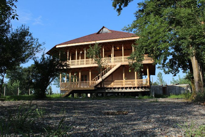 اقامتگاه بوم گردی گیلسو شفت