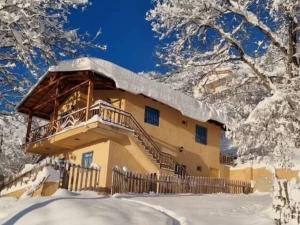 اقامتگاه بوم گردی لیماکده رامسر اقامتگاه بوم گردی لیماکده رامسر