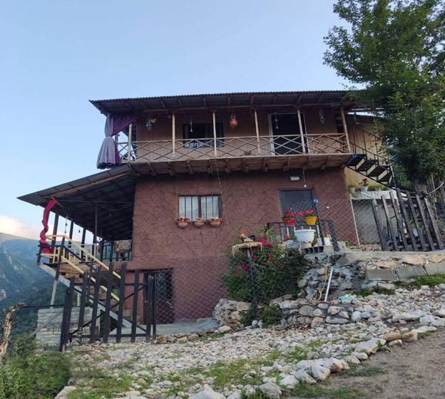 اقامتگاه بوم گردی زارو سرا رامسر