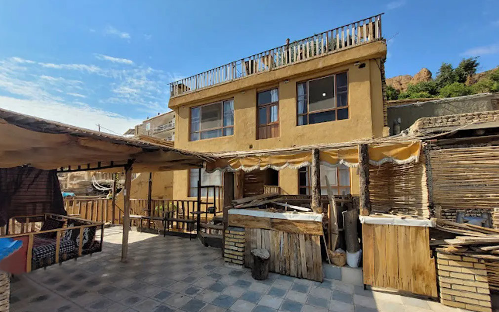 اقامتگاه بوم گردی خانه وصال اسفراین