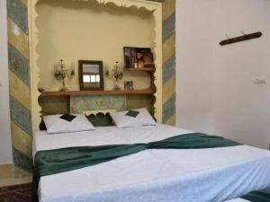 اقامتگاه سنتی سرای سایه کاشان اقامتگاه سنتی سرای سایه کاشان