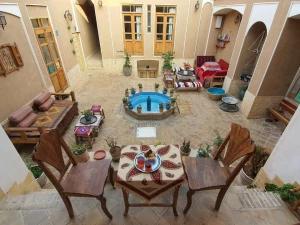 اقامتگاه سنتی سرای سایه کاشان اقامتگاه سنتی سرای سایه کاشان