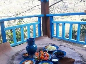 اقامتگاه بوم گردی دنج رودبار اقامتگاه بوم گردی دنج رودبار