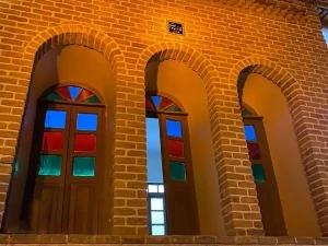 اقامتگاه بوم گردی خانه سادات تویسرکان اقامتگاه بوم گردی خانه سادات تویسرکان