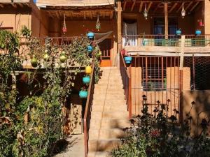 اقامتگاه بوم گردی باران اسفراین اقامتگاه بوم گردی باران اسفراین