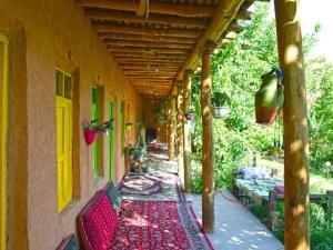 اقامتگاه بوم گردی سرای محبت اسفراین اقامتگاه بوم گردی سرای محبت اسفراین