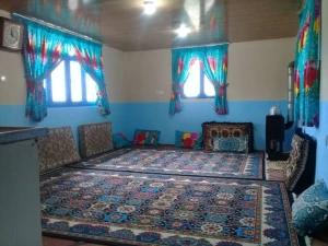 اقامتگاه بوم گردی عمارت فرشتگان تنکابن اقامتگاه بوم گردی عمارت فرشتگان تنکابن