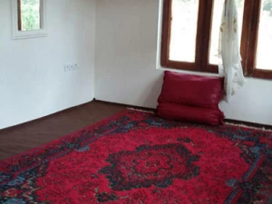 اقامتگاه بوم گردی دلارا توتکابن اقامتگاه بوم گردی دلارا توتکابن