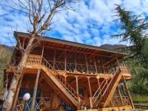 اقامتگاه بوم گردی سایه ارغوان رضوانشهر اقامتگاه بوم گردی سایه ارغوان رضوانشهر