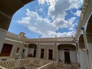 اقامتگاه بوم گردی بام نائین اقامتگاه بوم گردی بام نائین