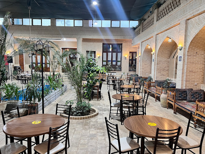 اقامتگاه بوم گردی خان نشین نائین