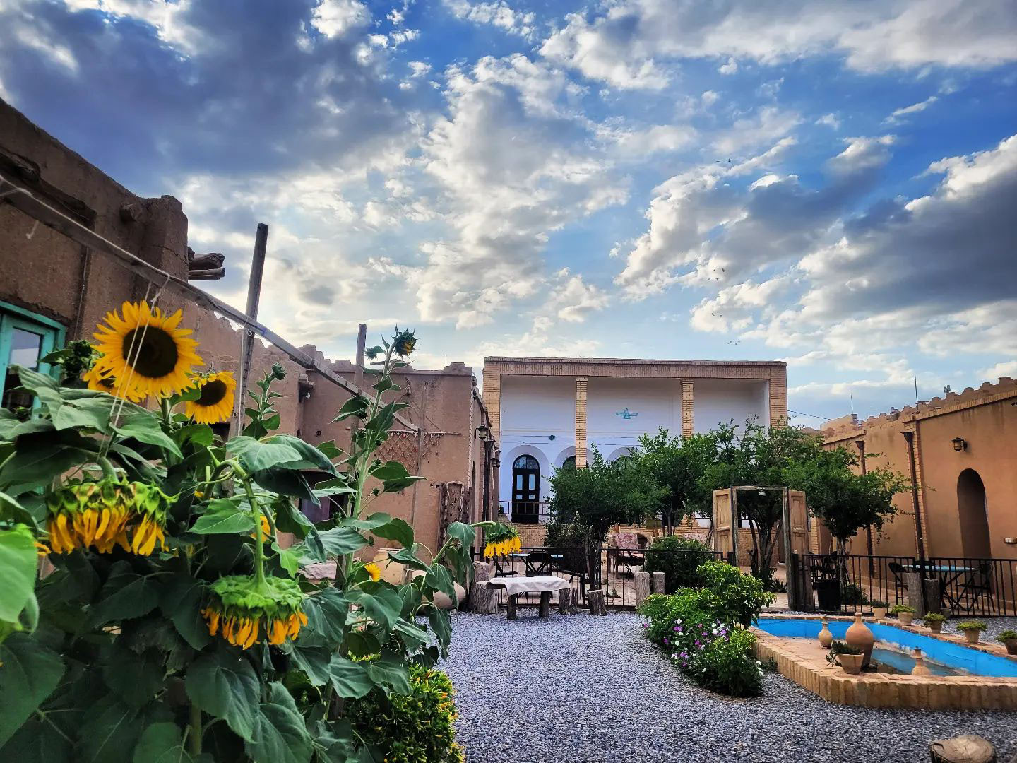 اقامتگاه بوم گردی اسدلله درافشان آباده