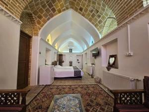 اقامتگاه سنتی عمارت حاكم ساوه اقامتگاه سنتی عمارت حاكم ساوه