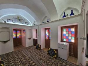 اقامتگاه سنتی عمارت حاكم ساوه اقامتگاه سنتی عمارت حاكم ساوه