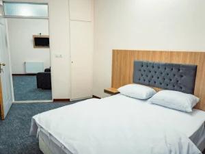 مهمانپذیر آراسته قم مهمانپذیر آراسته قم