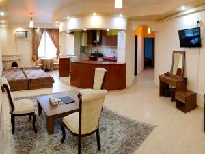 هتل آپارتمان ایساتیس آستارا هتل آپارتمان ایساتیس آستارا