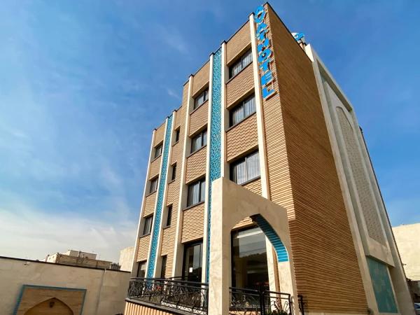 نمای بیرونی هتل آوات اصفهان نمای بیرونی هتل آوات اصفهان