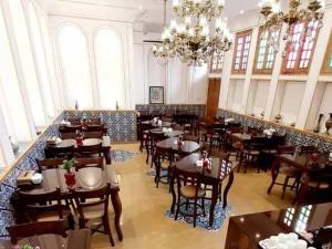 اقامتگاه سنتی ایروانی اصفهان اقامتگاه سنتی ایروانی اصفهان