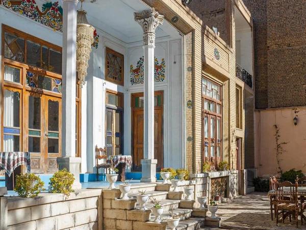 اقامتگاه سنتی عمارت مختار اصفهان اقامتگاه سنتی عمارت مختار اصفهان