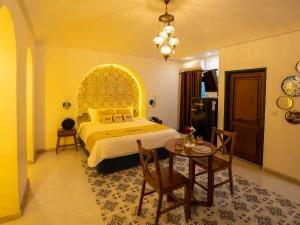 اقامتگاه سنتی عمارت 85 تهران اقامتگاه سنتی عمارت 85 تهران