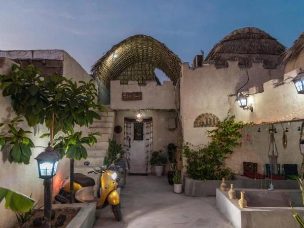 اقامتگاه بوم گردی دنیای صوفی هرمز اقامتگاه بوم گردی دنیای صوفی هرمز