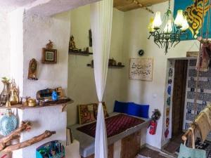 اقامتگاه بوم گردی دنیای صوفی هرمز اقامتگاه بوم گردی دنیای صوفی هرمز