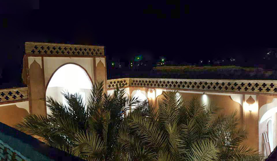 اقامتگاه بوم گردی مهر اندیش خور و بیابانک