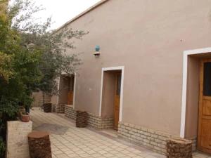 اقامتگاه بوم گردی بابا قدرت خور و بیابانک اقامتگاه بوم گردی بابا قدرت خور و بیابانک