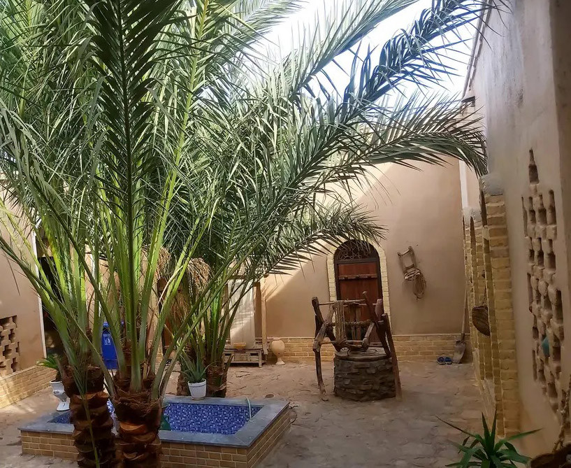 اقامتگاه بوم گردی ترند خور و بیابانک