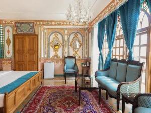 اقامتگاه سنتی قصر منشی اصفهان اقامتگاه سنتی قصر منشی اصفهان