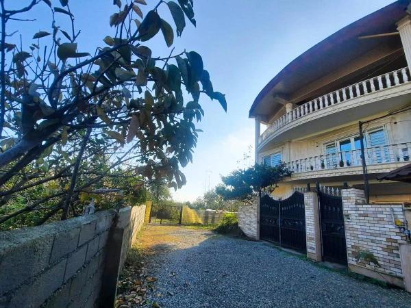 ویلا تراسدار دلباز حبیب پور چالوس ویلا تراسدار دلباز حبیب پور چالوس