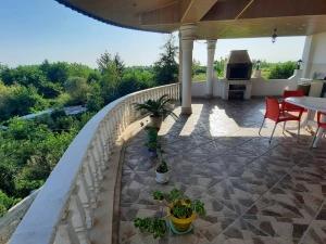 ویلا تراسدار دلباز حبیب پور چالوس ویلا تراسدار دلباز حبیب پور چالوس