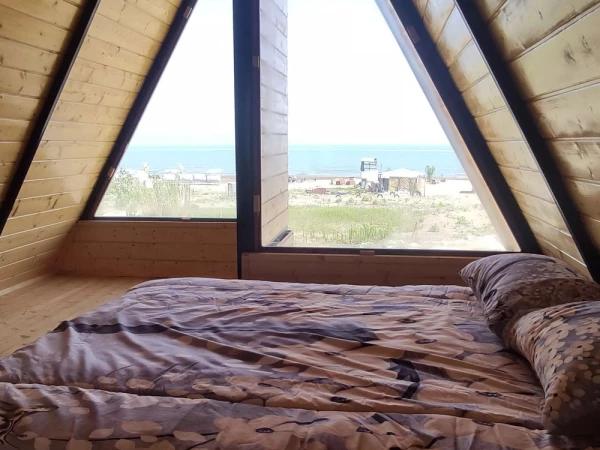 کلبه می جان بندرانزلی کلبه می جان بندرانزلی