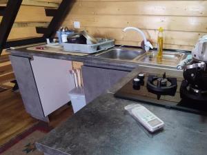 کلبه می جان بندرانزلی کلبه می جان بندرانزلی