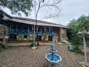 اقامتگاه بوم گردی گل یخ شفت اقامتگاه بوم گردی گل یخ شفت