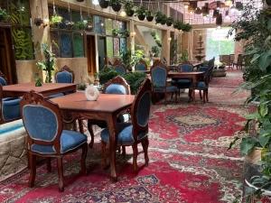 خانه مسافر فونیکس شیراز خانه مسافر فونیکس شیراز