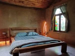 کلبه جنگلی دلین شغفی لاهیجان کلبه جنگلی دلین شغفی لاهیجان