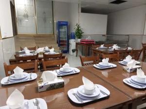 خانه مسافر یار زمان مشهد خانه مسافر یار زمان مشهد