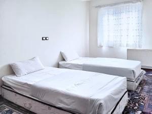 آپارتمان سه خوابه ایزدی شیراز آپارتمان سه خوابه ایزدی شیراز