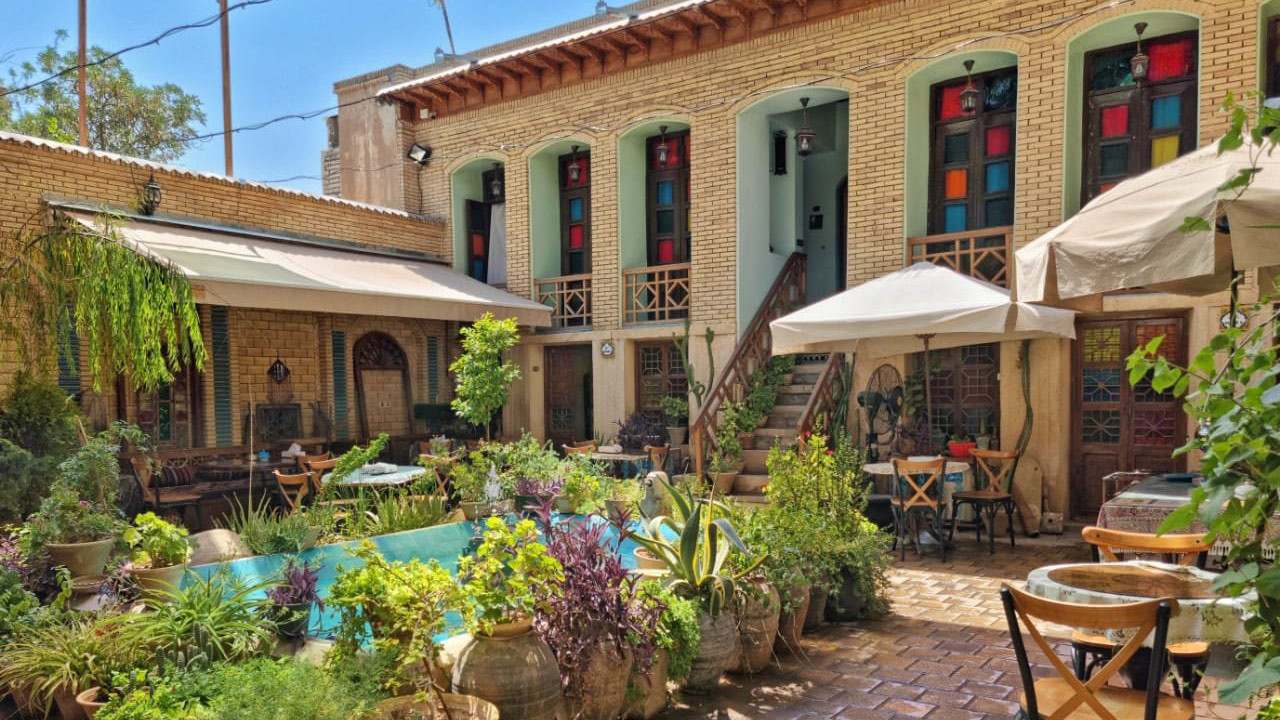 اقامتگاه سنتی سهراب شیراز