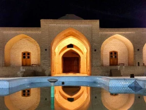 هتل کاروانسرای ابروز ابوزید آباد هتل کاروانسرای ابروز ابوزید آباد