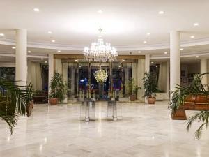 ورودی هتل آزادگان کرمانشاه ورودی هتل آزادگان کرمانشاه