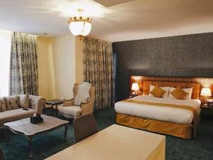 هتل آپارتمان سورنا شیراز هتل آپارتمان سورنا شیراز