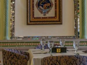 هتل آپارتمان سورنا شیراز هتل آپارتمان سورنا شیراز